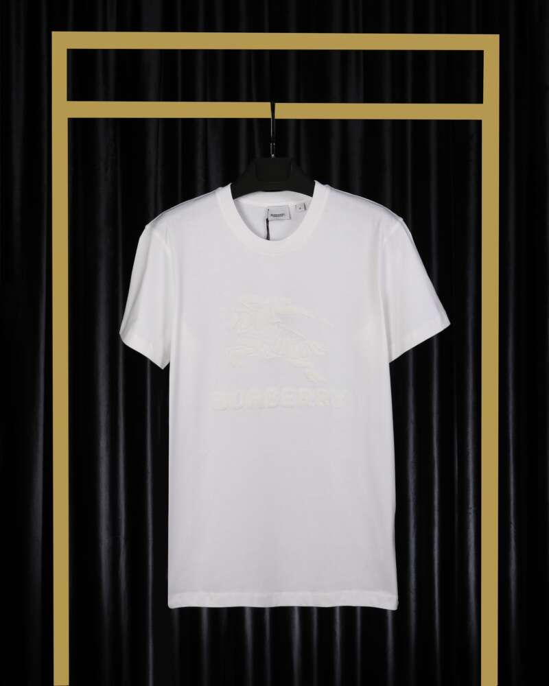 Burberry T-Shirt