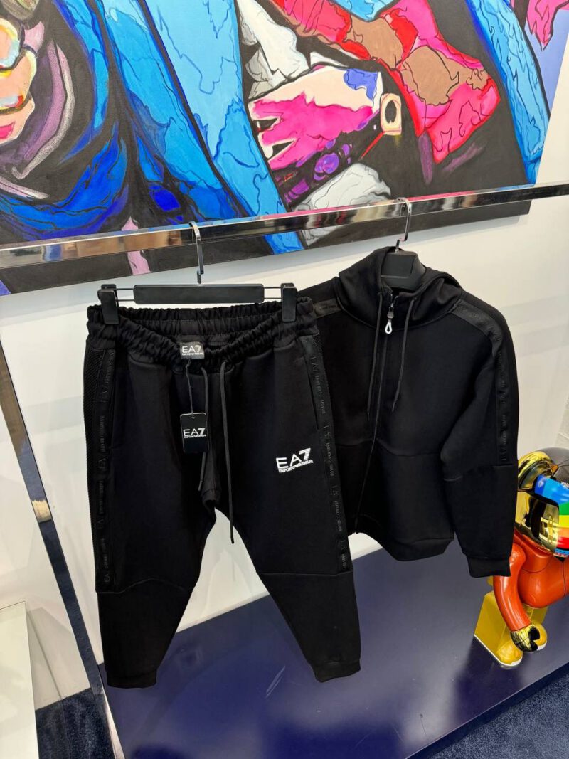 Emporio Armani Eşofman Takımı