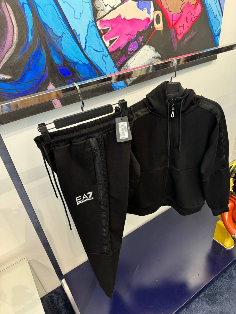 Emporio Armani Eşofman Takımı