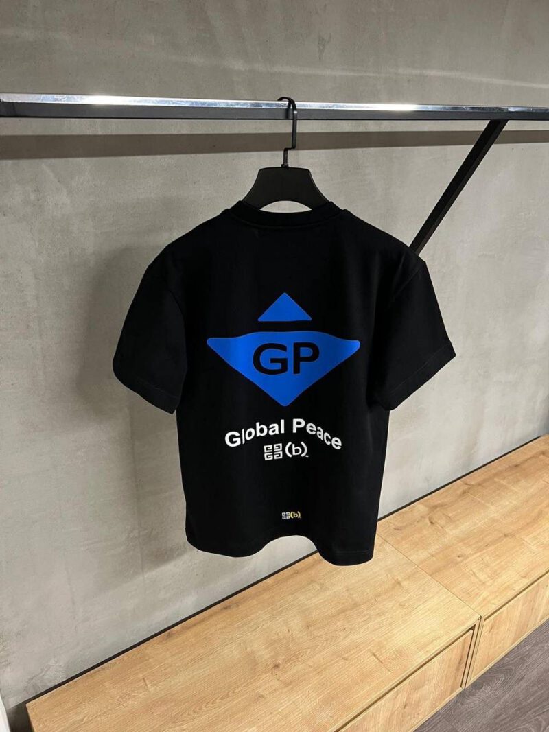 Givenchy T-Shirt