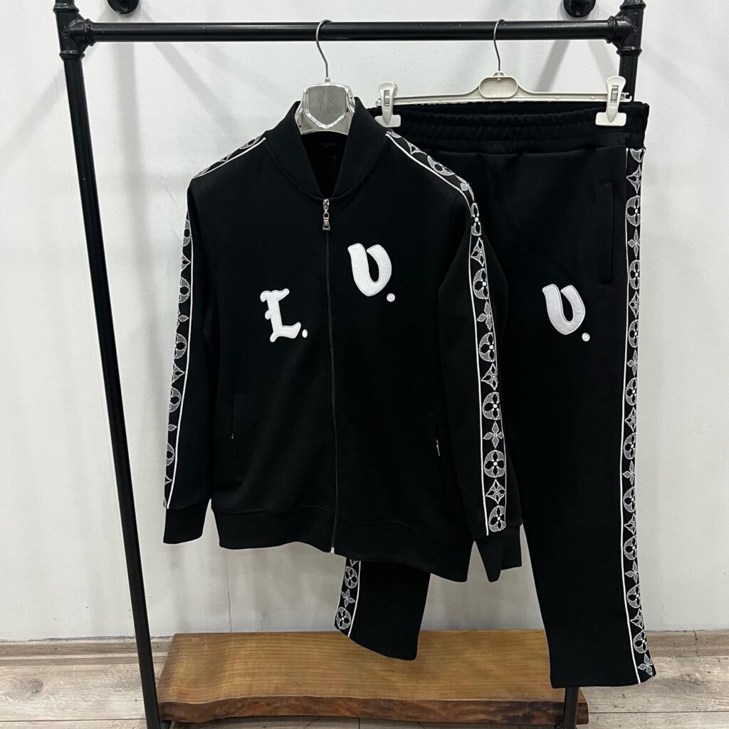 Louis Vuitton Eşofman Takımı